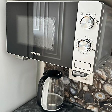 Новые Апартаменты Тандау Туран 34А Астана Экстерьер фото